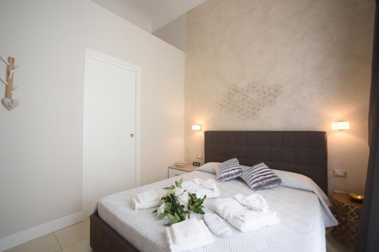 CASA FELICE Suite Room Taranto Exterior foto