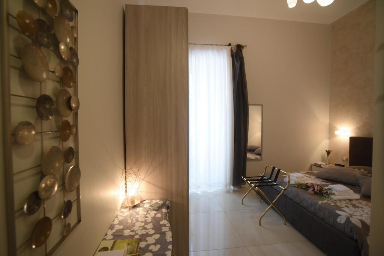 CASA FELICE Suite Room Taranto Exterior foto